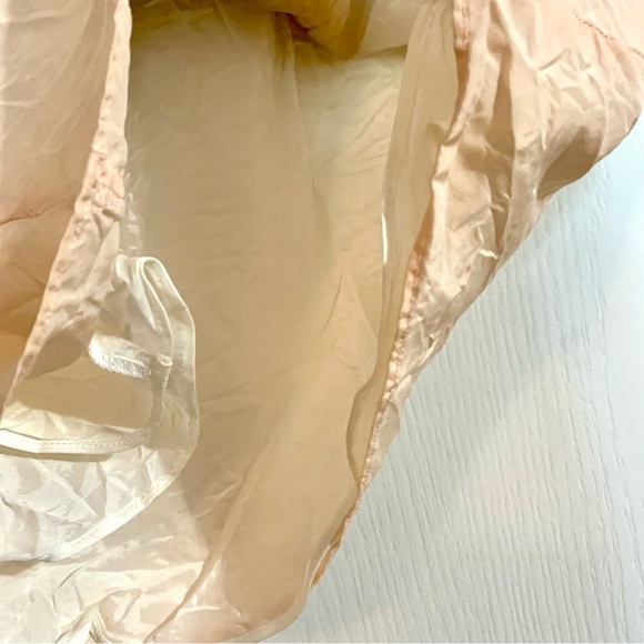 J. Crew 100% Silk Ombré Beautiful Top - Picture 5 of 10